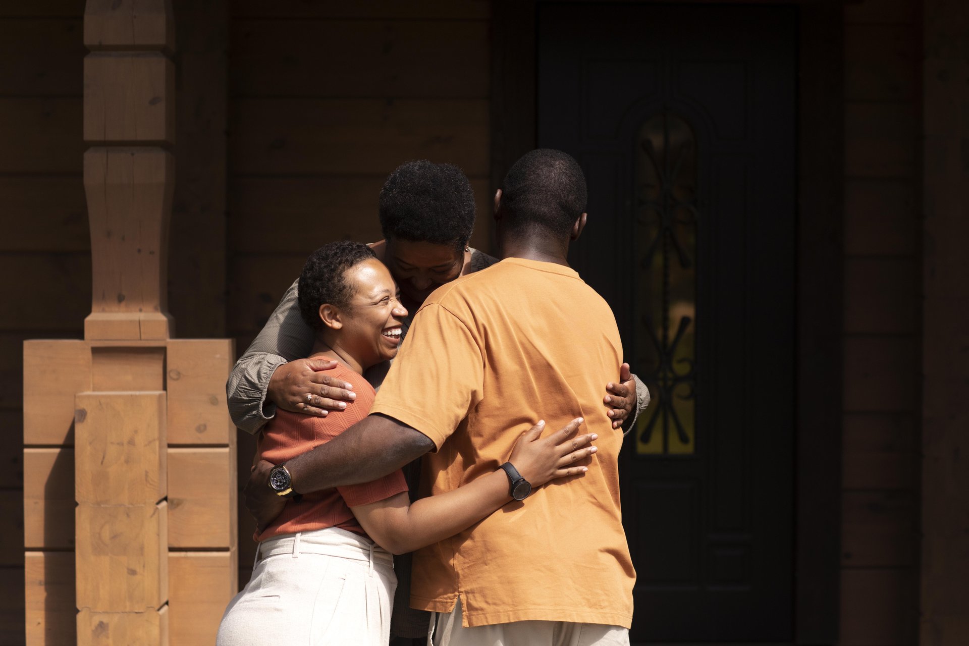 Family visit moment